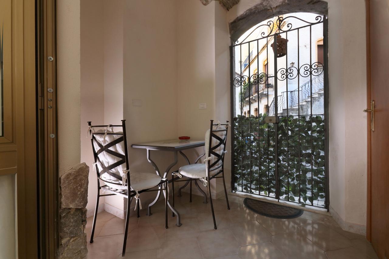 Apartamento Marifra Flats Taormina Exterior foto